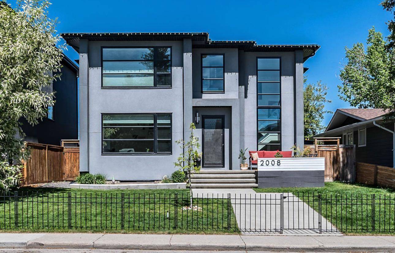 2008 55 AVE Southwest, Calgary, AB T3E 1M6