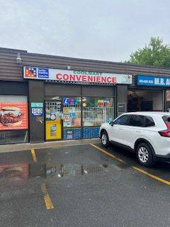 300 Dundas ST E, Whitby, ON L1N 2J1