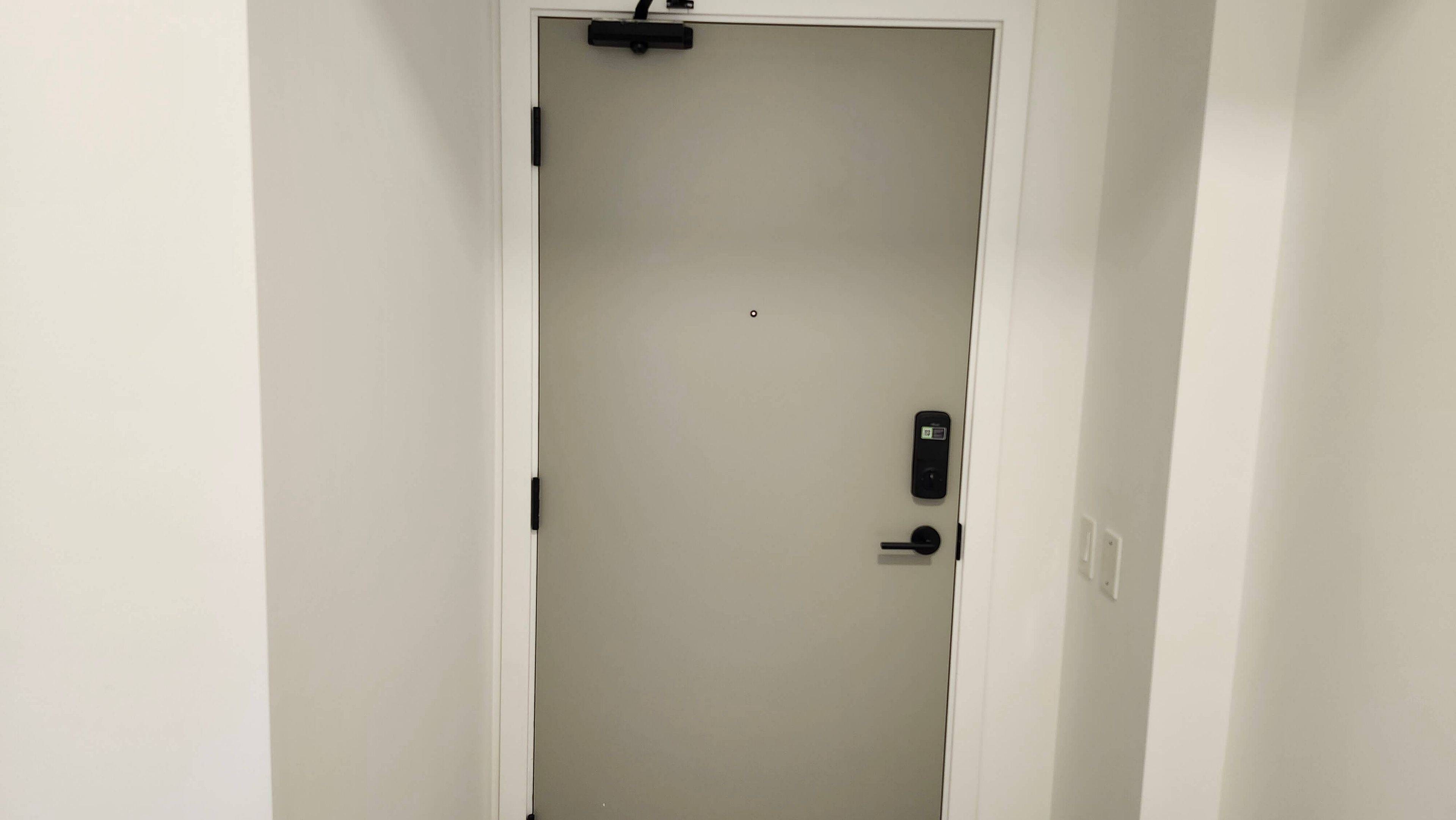 Mississauga, ON L4Z 3X7,5081 Hurontario ST #1206