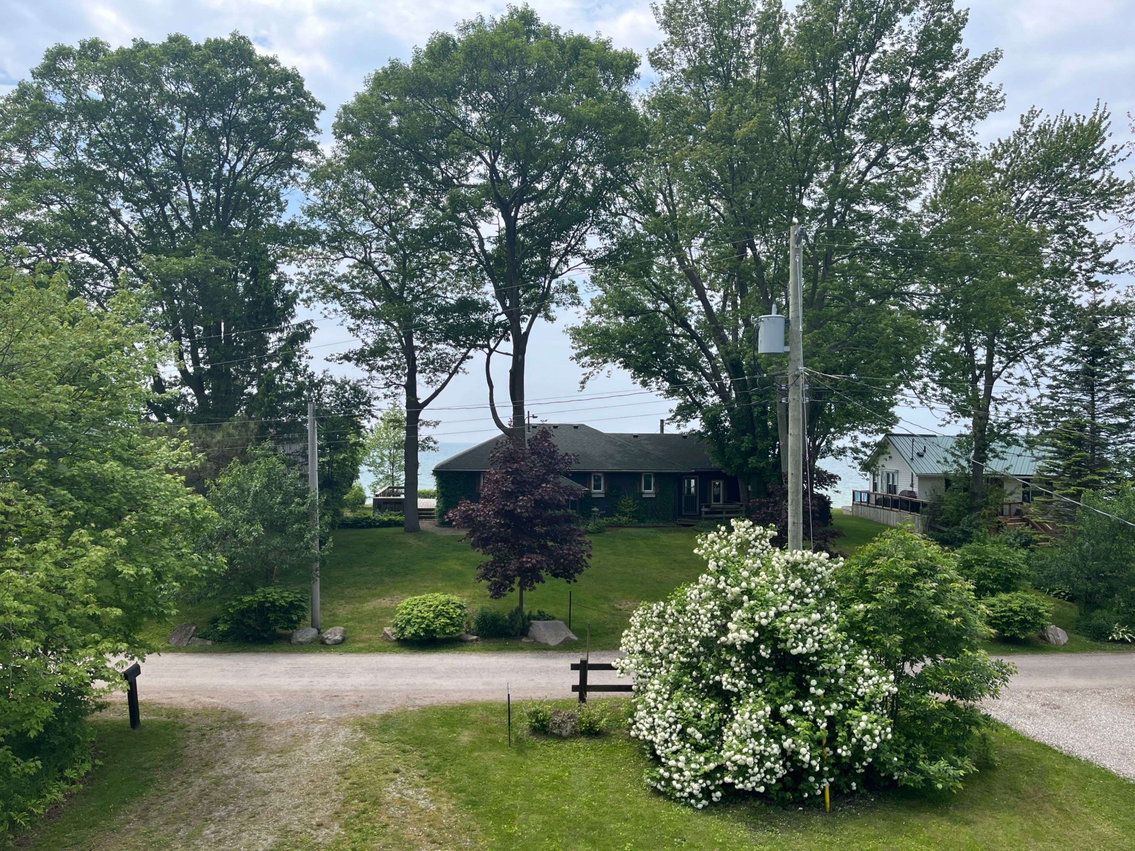 Haldimand, ON N1A 2W6,826 Sandy Bay RD