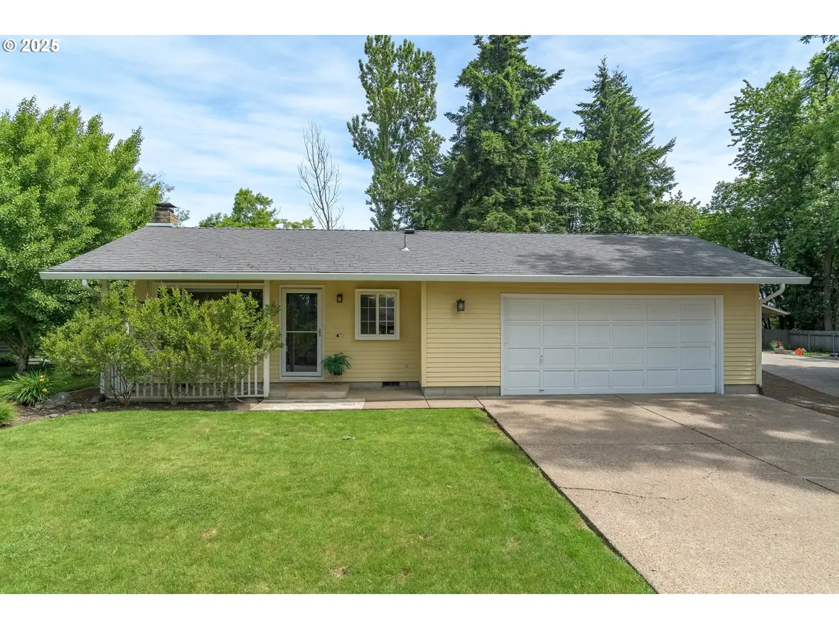 2339 WILLONA PARK, Eugene, OR 97408