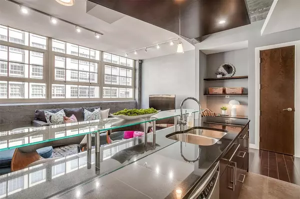 2600 W 7th Street #1409,  Fort Worth,  TX 76107