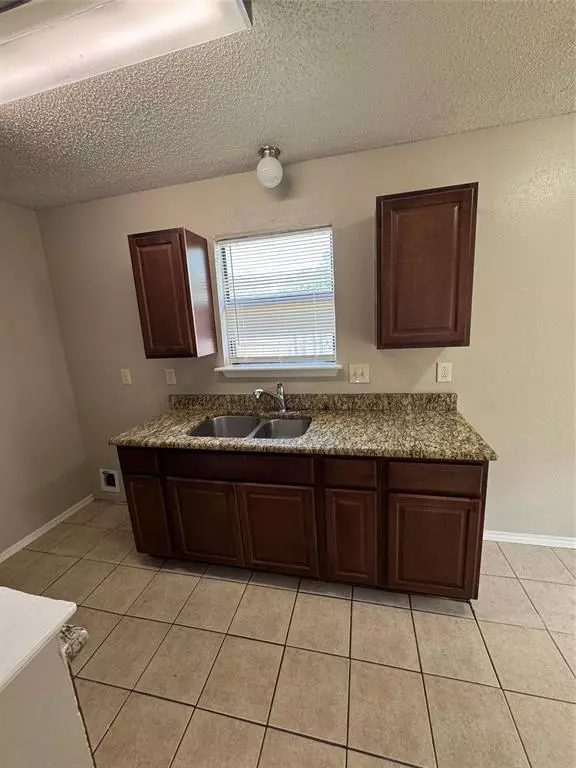 Lancaster, TX 75134,922 Westover Drive