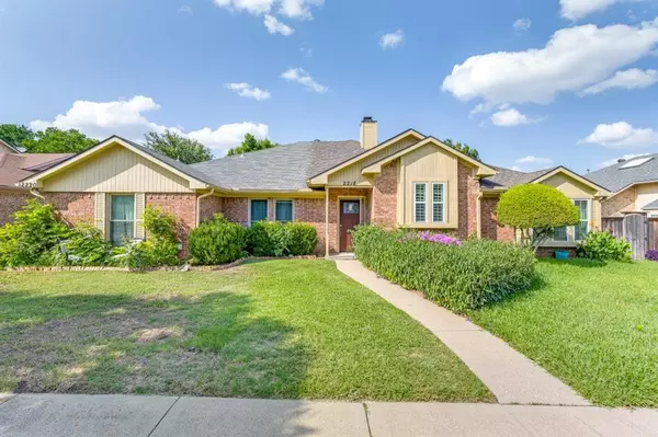 2218 Overview Lane, Garland, TX 75044