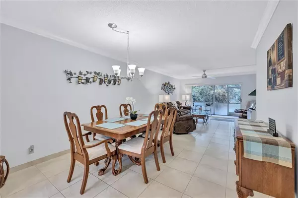 Delray Beach, FL 33445,2660 SW 22nd Avenue #1215