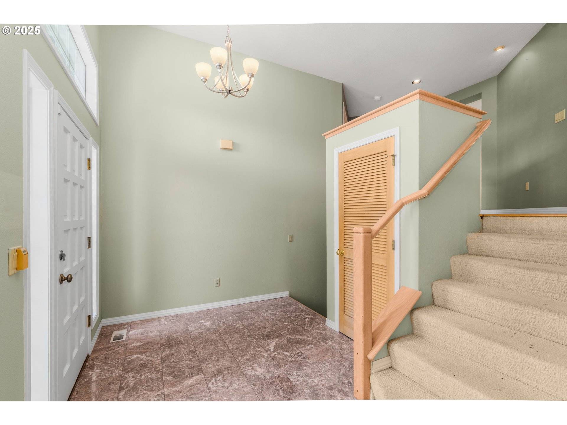Portland, OR 97219,2731 SW 28TH DR