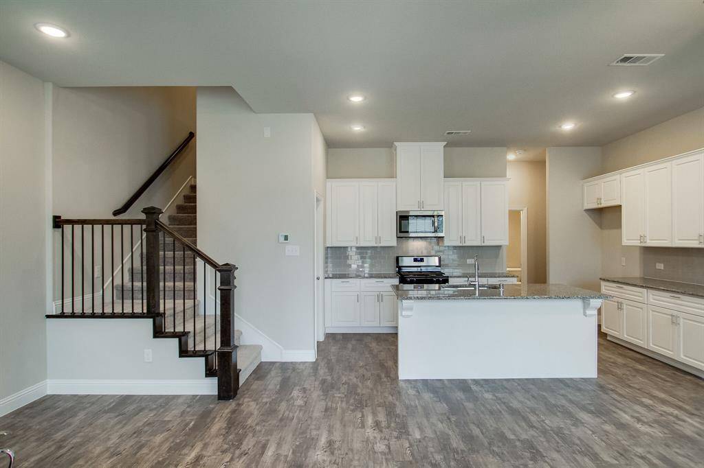 2213 Apex Drive, Flower Mound, TX 75028