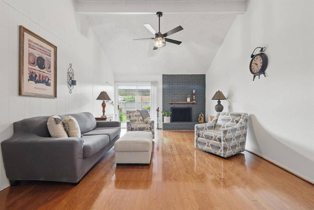 Dallas, TX 75228,2719 Scottsbluff Drive