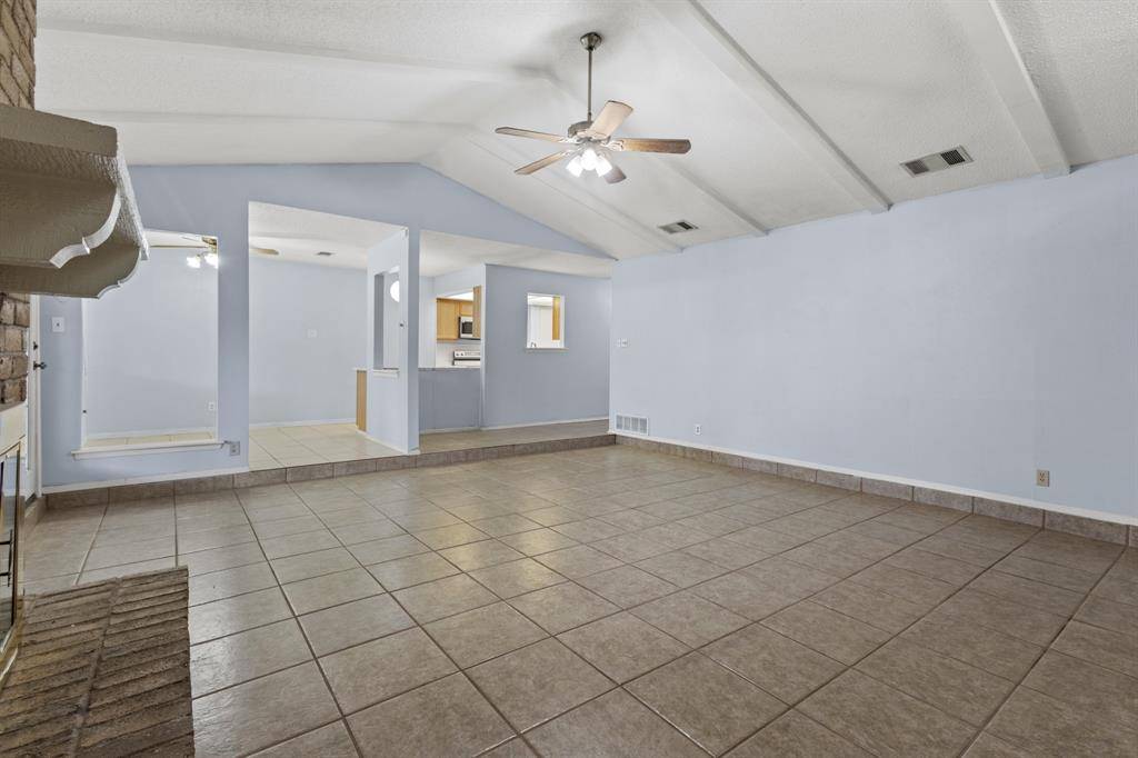 Arlington, TX 76014,2508 Carriage Place