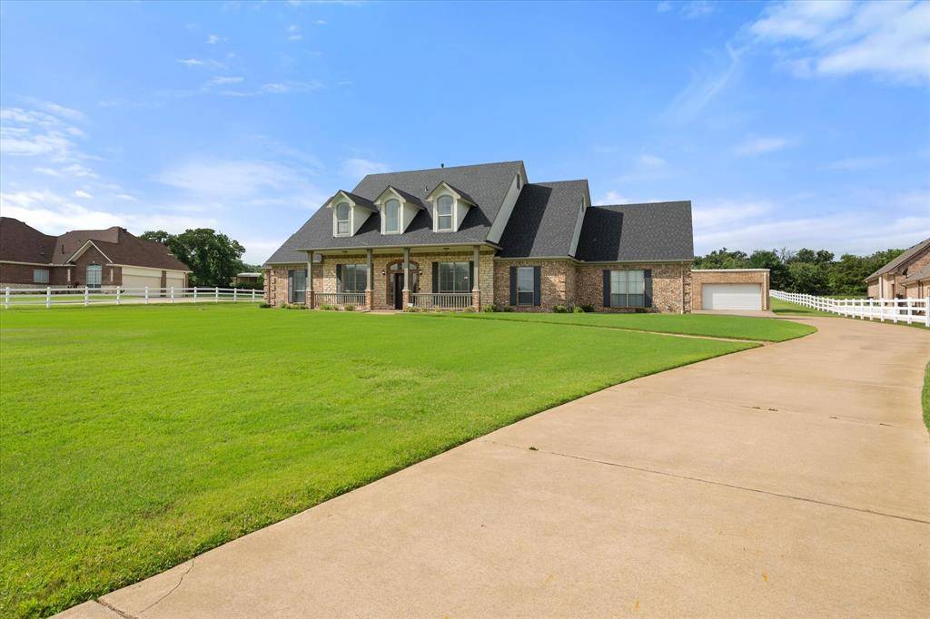 Burleson, TX 76028,6417 Gehrig Circle