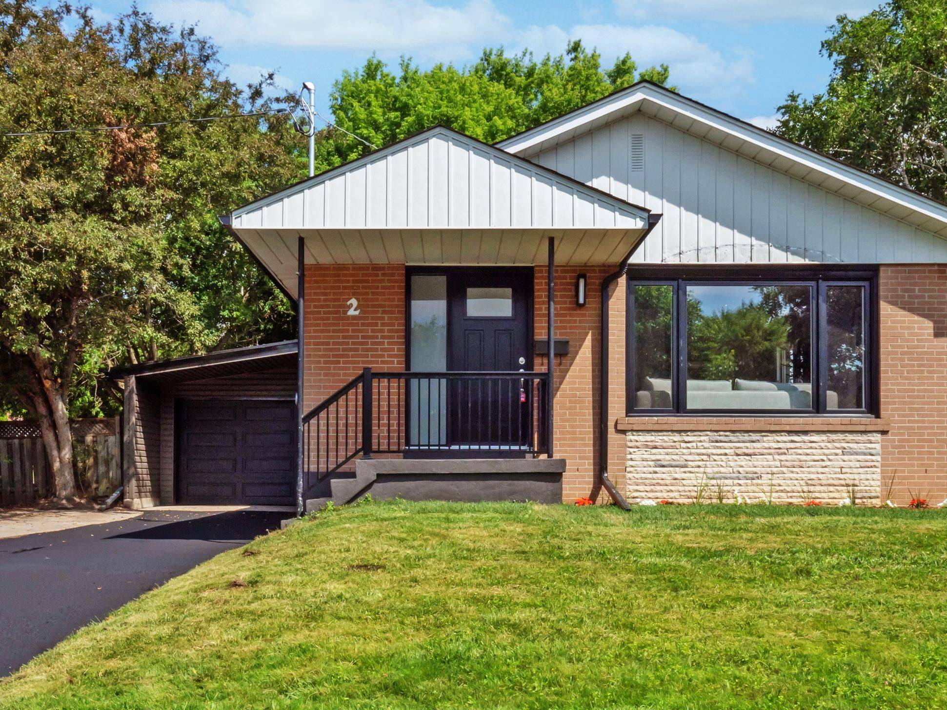 Toronto E10, ON M1E 3K5,2 Wildlark DR