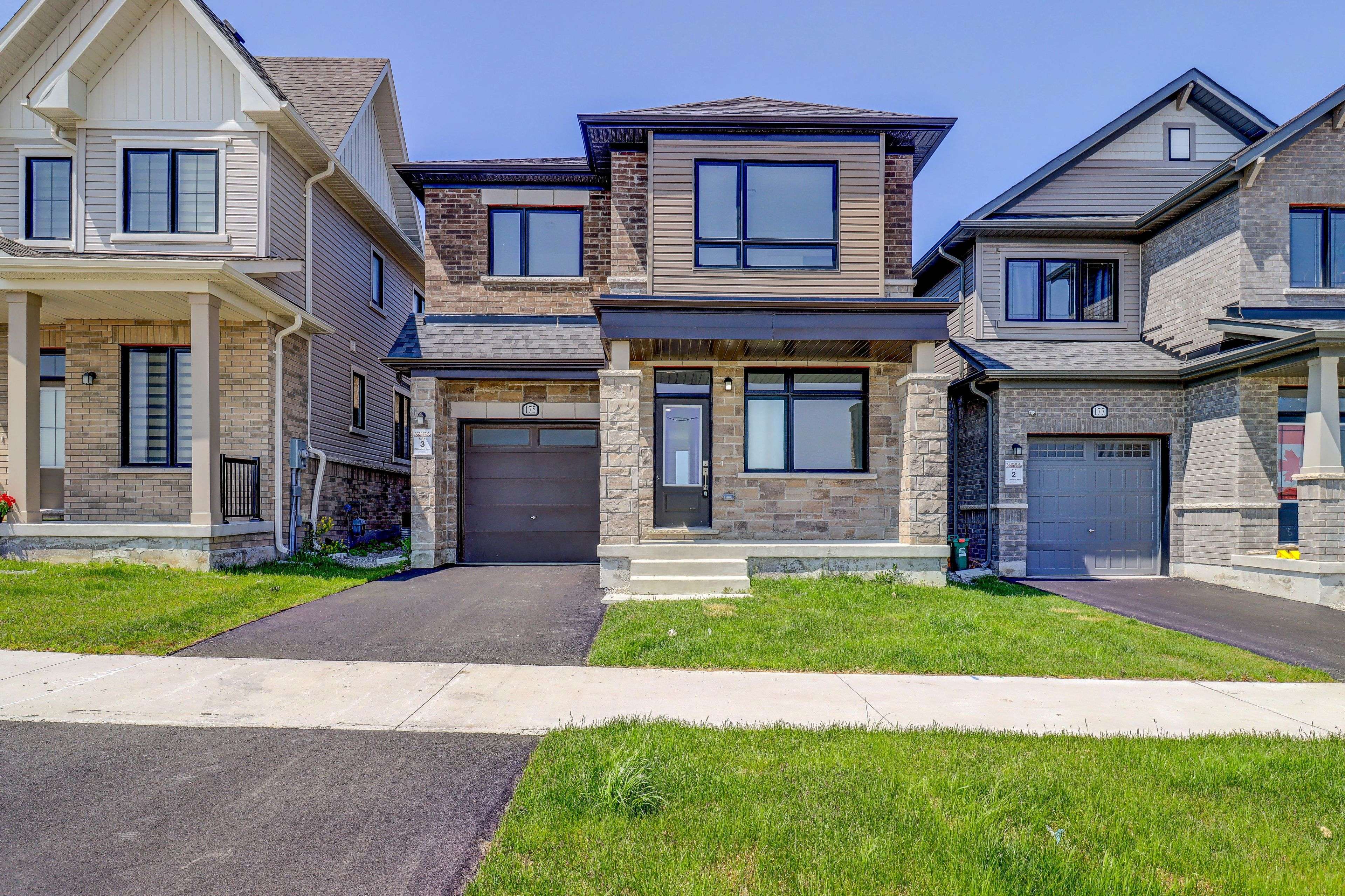 175 Fenchurch MNR, Barrie, ON L9J 0B7