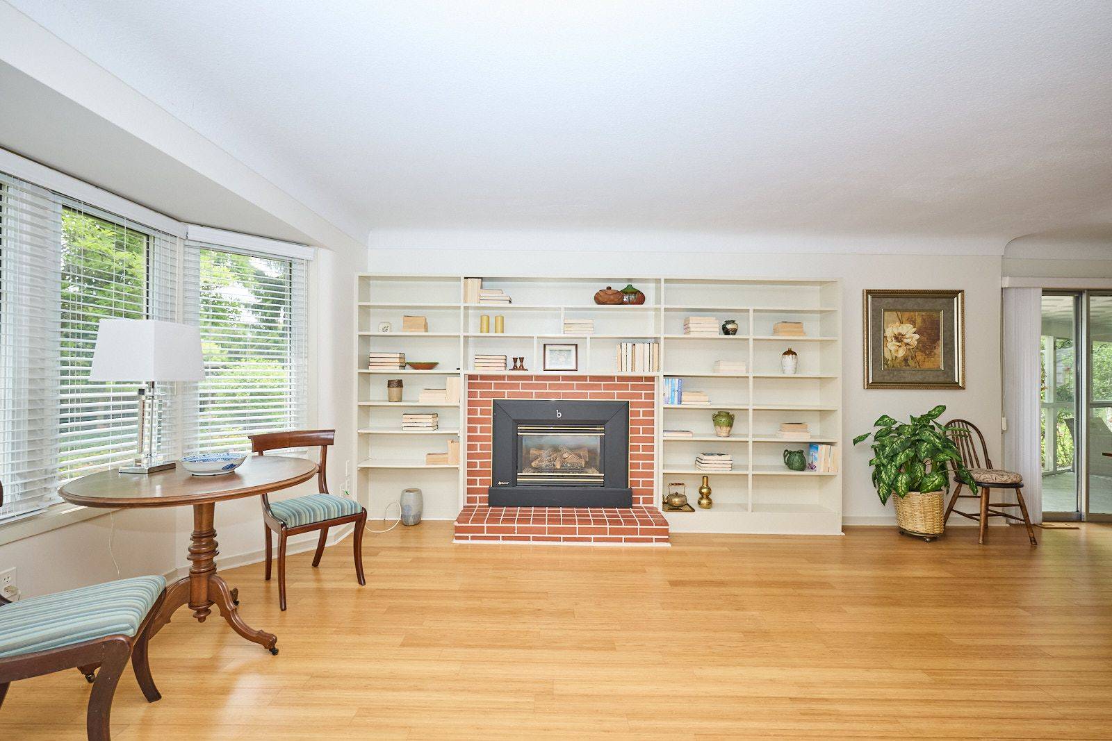 Welland, ON L3C 4Y6,6 Glendale DR
