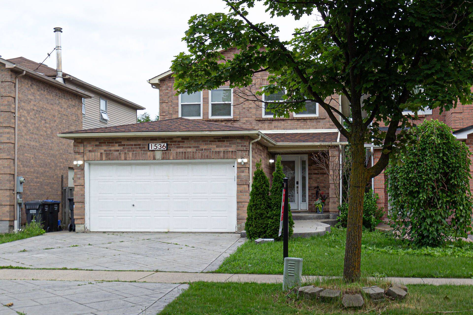 Mississauga, ON L5M 3Y8,1536 Kirkrow CRES