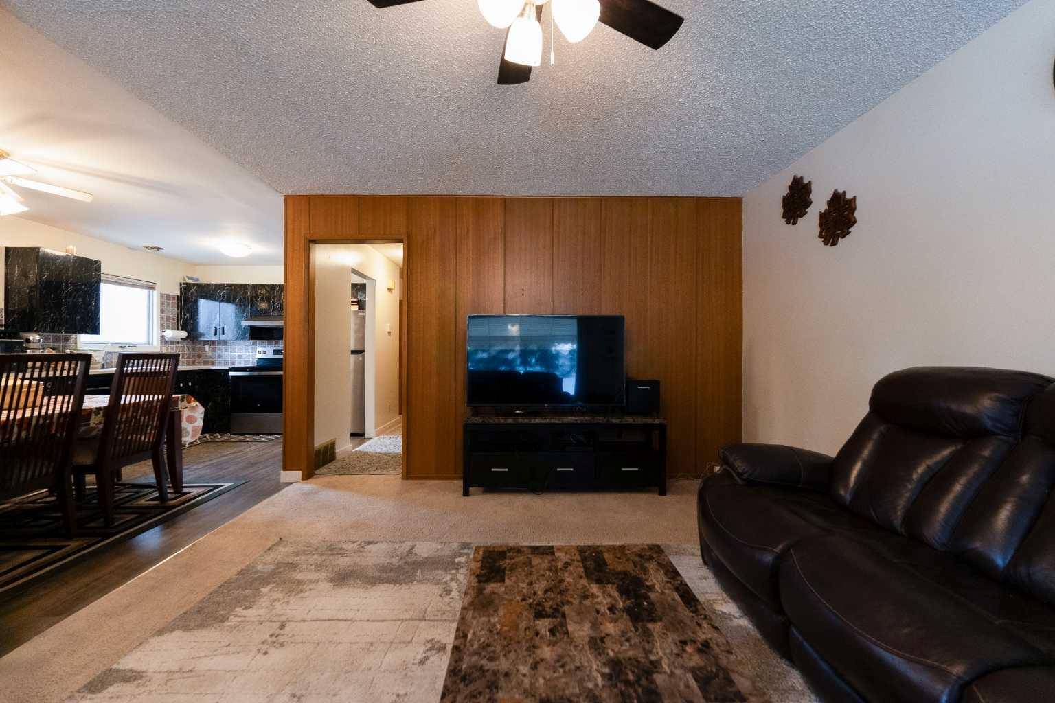 Lethbridge, AB T1J 3W2,244 Cassino ST South