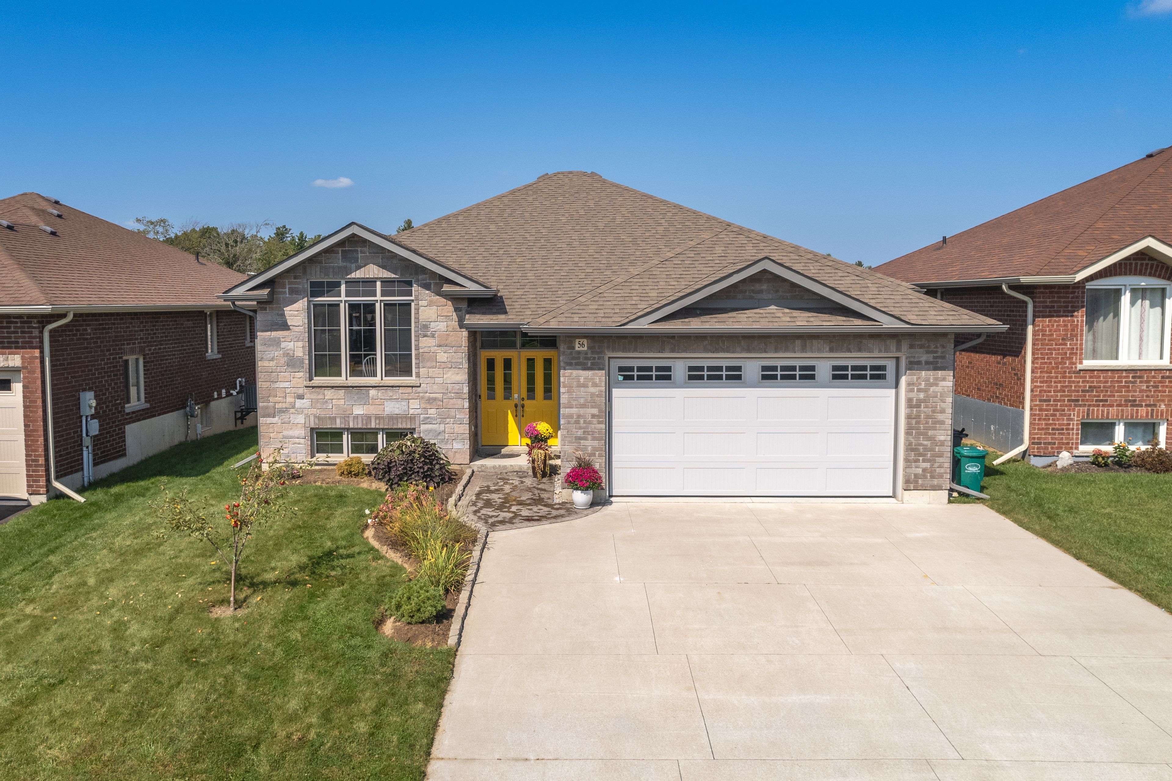 56 McIntosh CRES, Quinte West, ON K8V 0G1