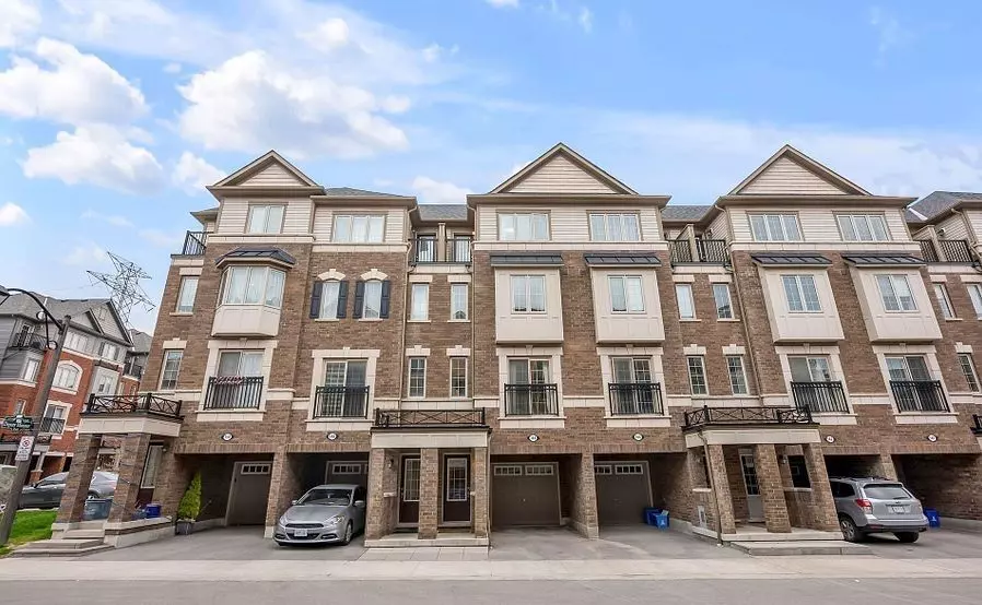 Oshawa, ON L1L 0M7,146 Giboulee PATH