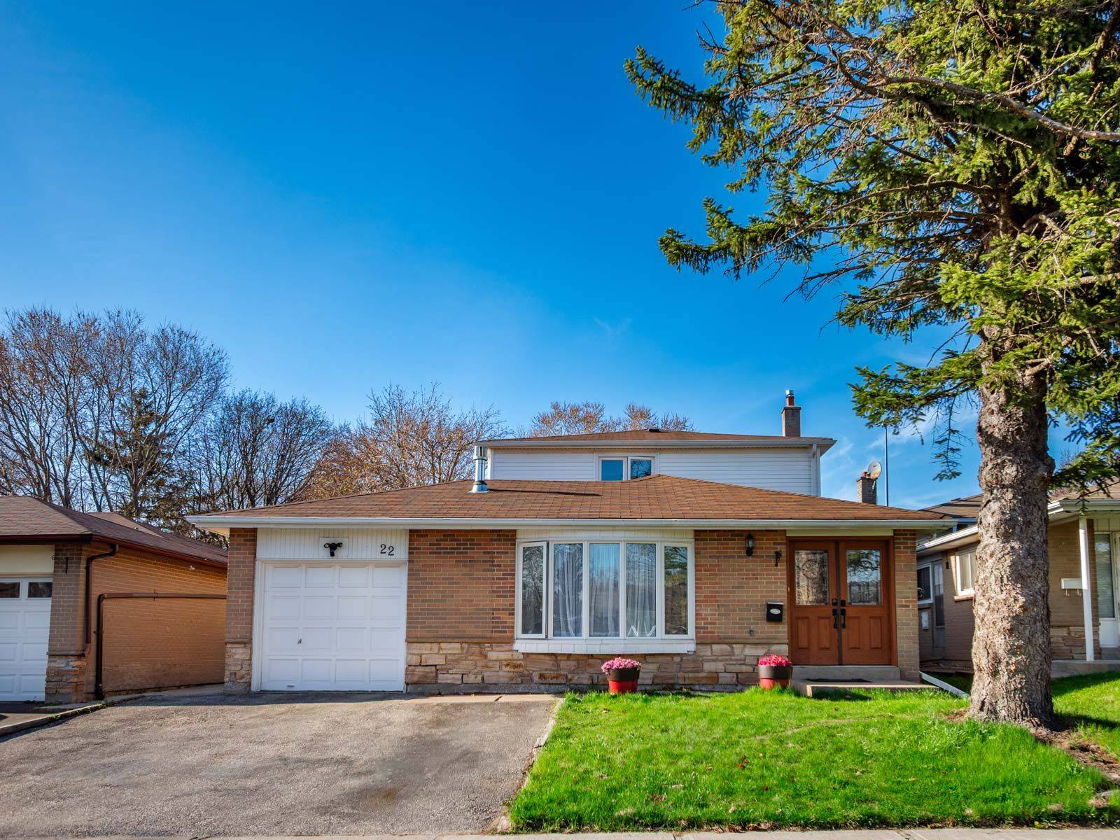 Toronto E09, ON M1E 4L5,22 Tweedrock CRES