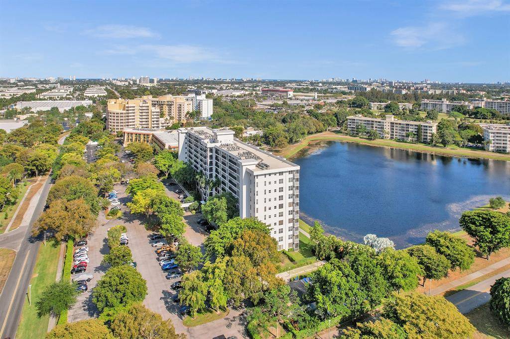 Pompano Beach, FL 33069,2900 N Course Dr #705