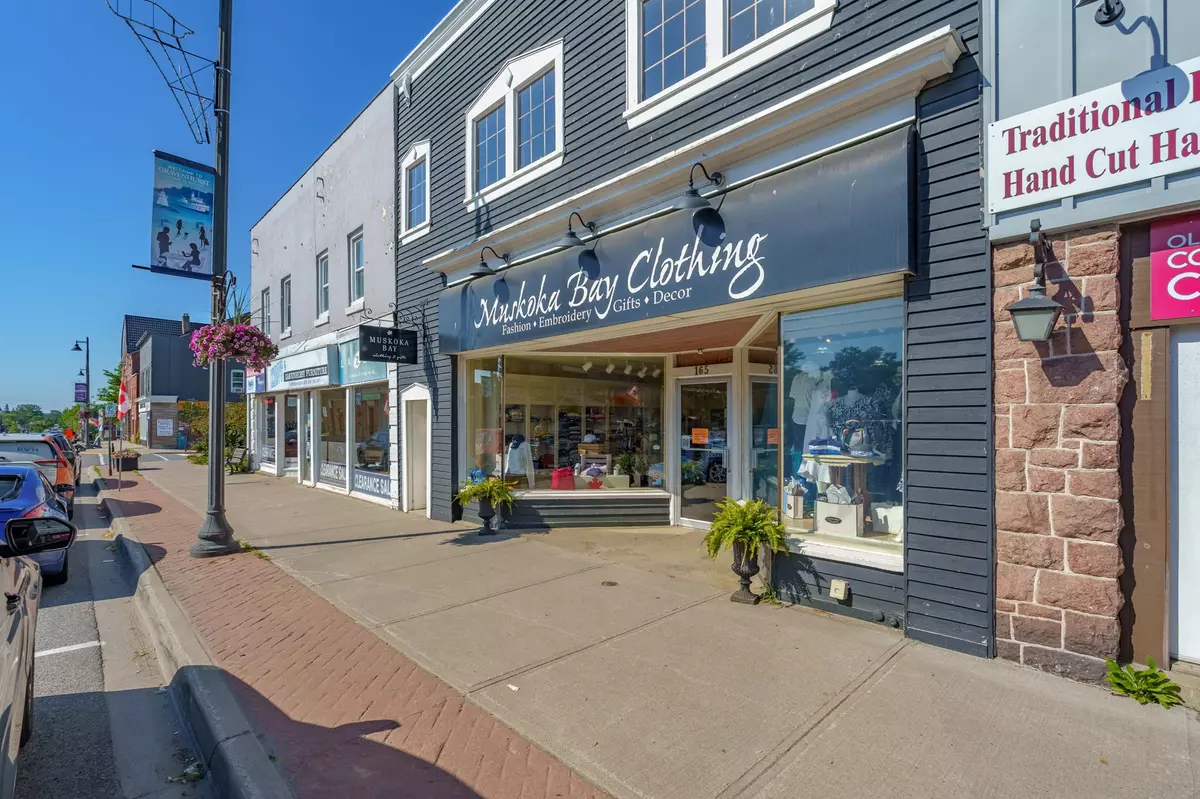 Gravenhurst, ON P1P 1X3,165 Muskoka RD S