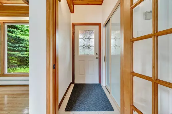 North Dumfries, ON N1R 5S5,53 Sylvan DR