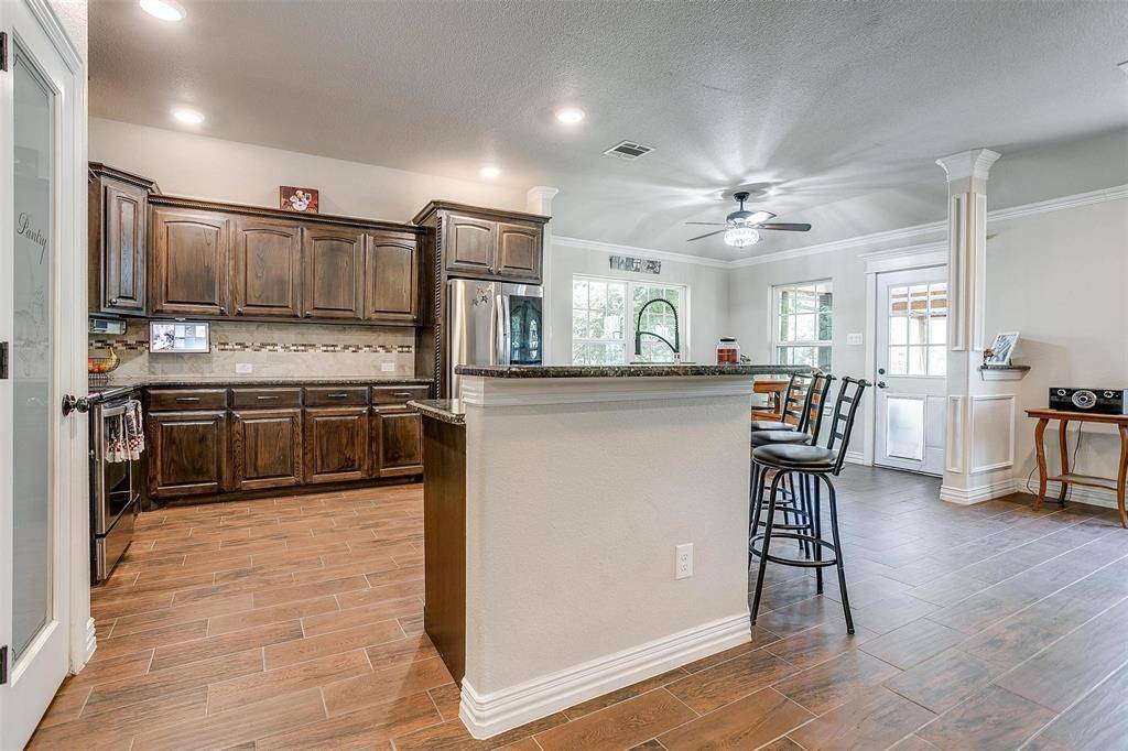 Azle, TX 76020,160 Mountain View Drive