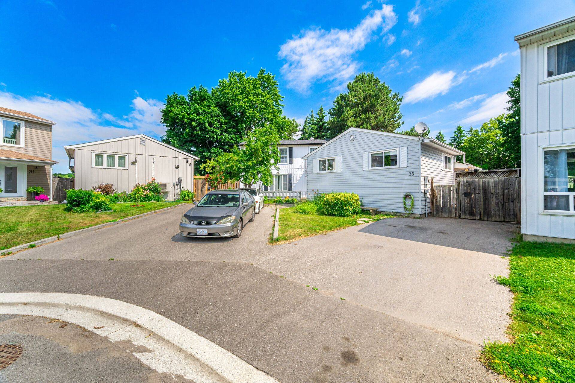 Brampton, ON L6S 1S5,25 Huntingwood CRES