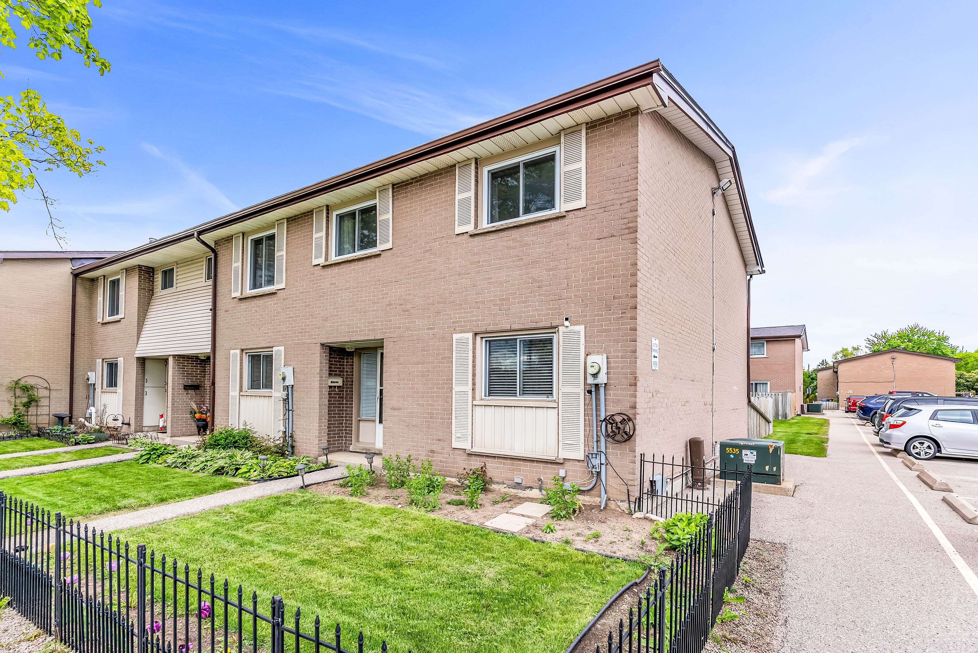 431 Victoria RD N, Guelph, ON N1H 5J9