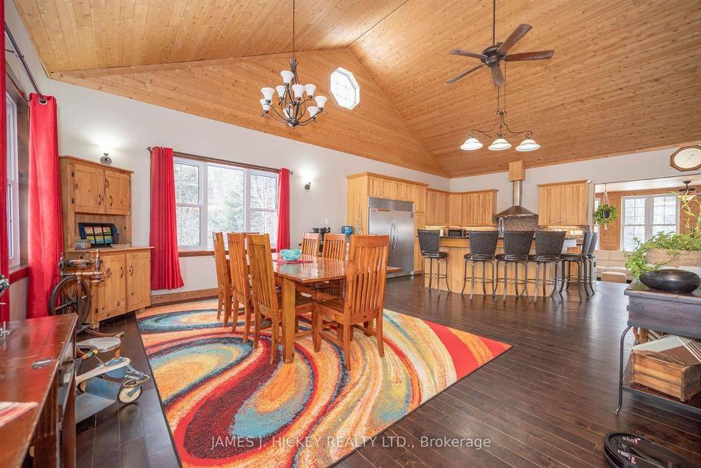 Laurentian Hills, ON K0J 1J0,44A Main ST