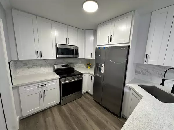 Fort Lauderdale, FL 33315,814 SW 12th Pl