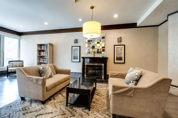 67 Caroline ST S #1103, Hamilton, ON L8P 3K6