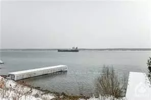 Augusta, ON K6V 5T1,4 Shoreside WAY S