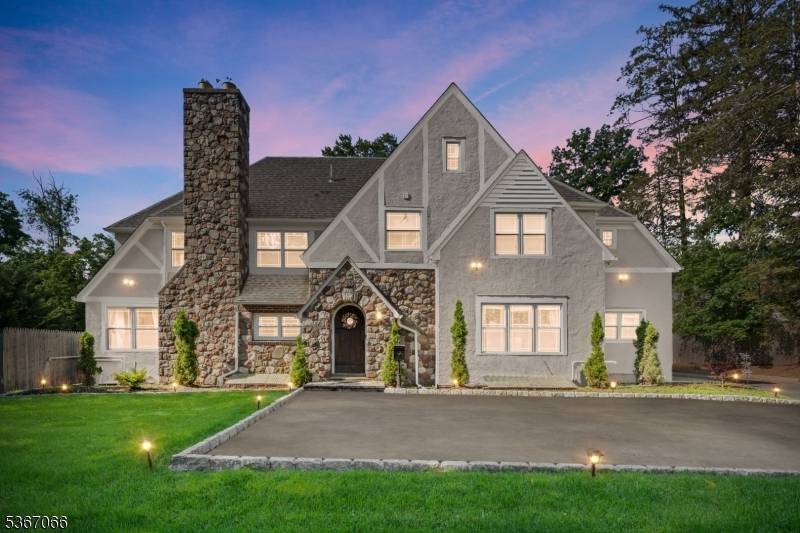 202 Elmwynd Dr, City Of Orange Twp., NJ 07050