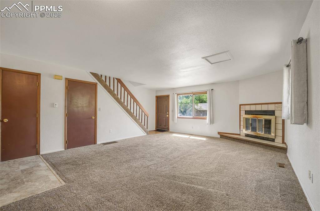 Colorado Springs, CO 80904,808 S 24th ST