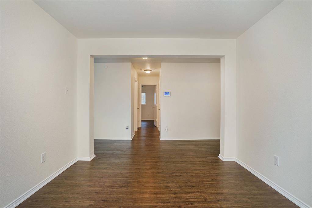 Venus, TX 76084,102 Williamsburg Court