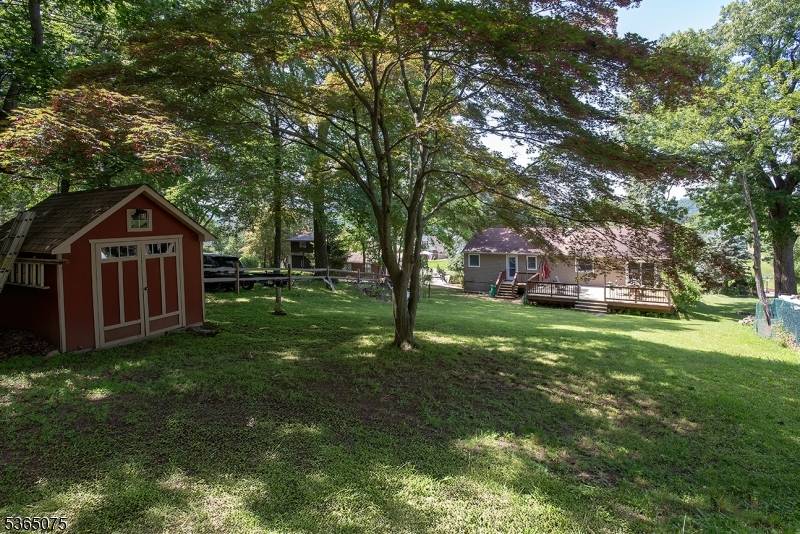 Sparta Twp., NJ 07871,126 Hilltop Trl