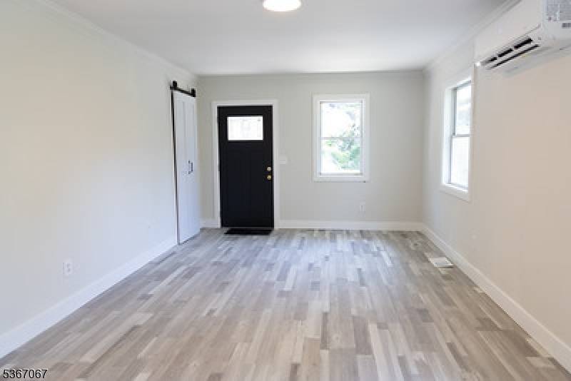 Hopatcong Boro, NJ 07821,4 Bear Pond Trl
