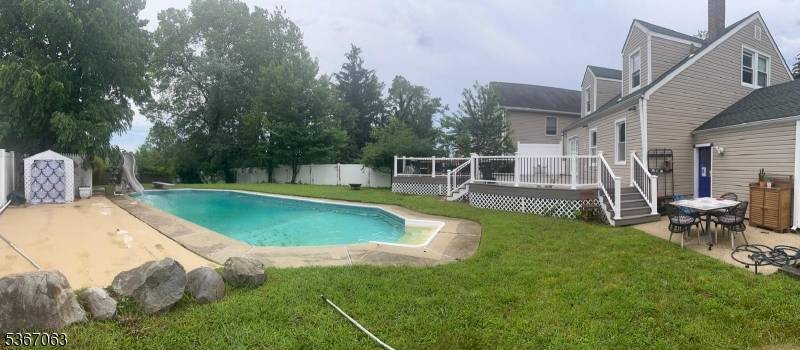 1637 Broad St, Bloomfield Twp., NJ 07003