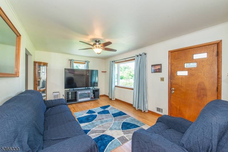 Denville Twp., NJ 07834,36 Beaver Brook Ln