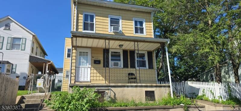 263 Washington St, Phillipsburg Town, NJ 08865