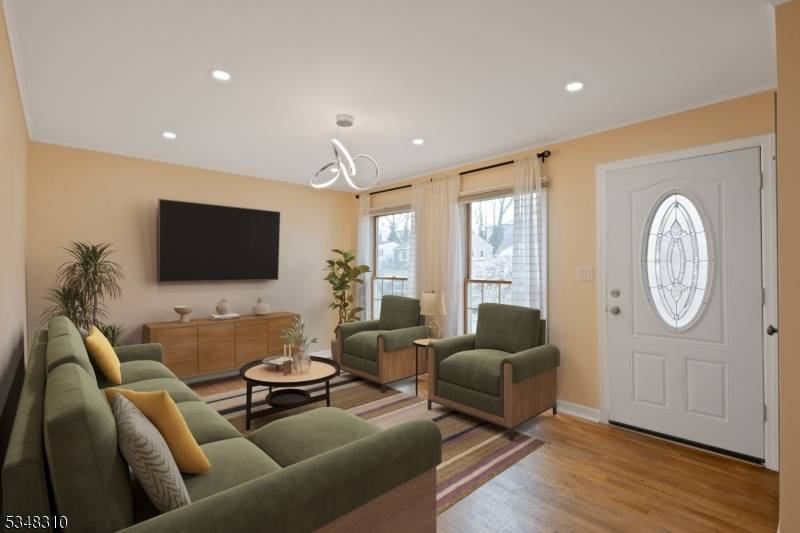 Sayreville Boro, NJ 08859,18 Haven Ter