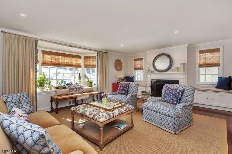 New Providence Boro, NJ 07901,33 Tall Oaks Dr