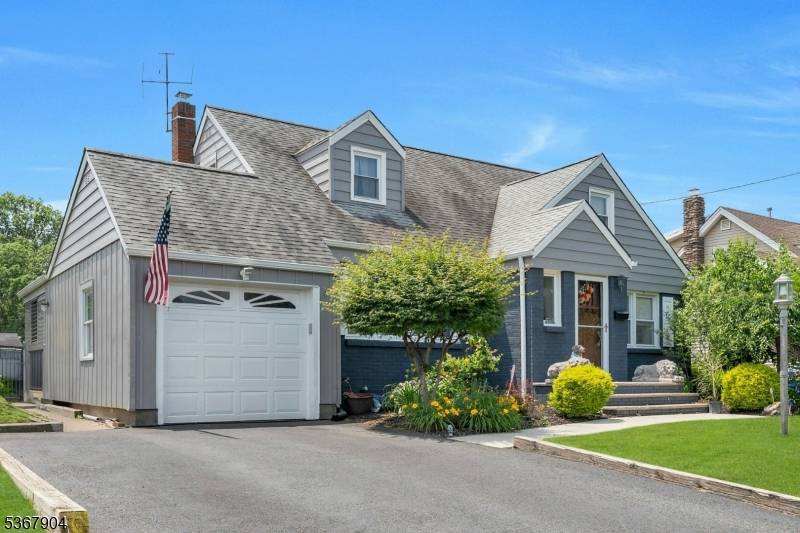 Hasbrouck Heights Boro, NJ 07604,116 Springfield Ave