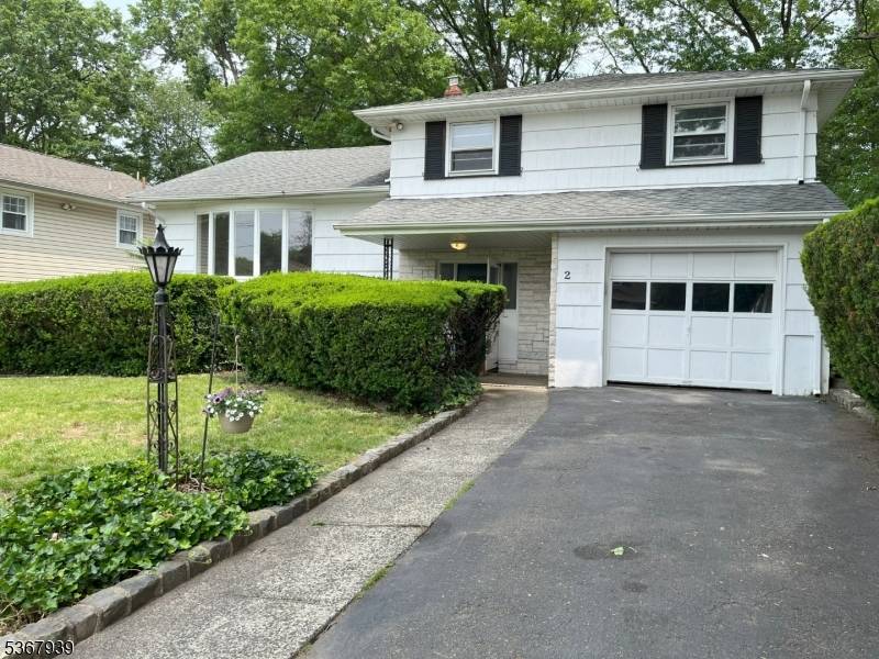 2 Perry Rd, Bloomfield Twp., NJ 07003