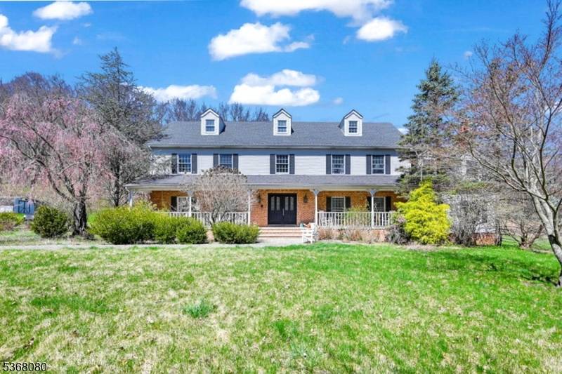 26 Brandywine Ct, Lafayette Twp., NJ 07848