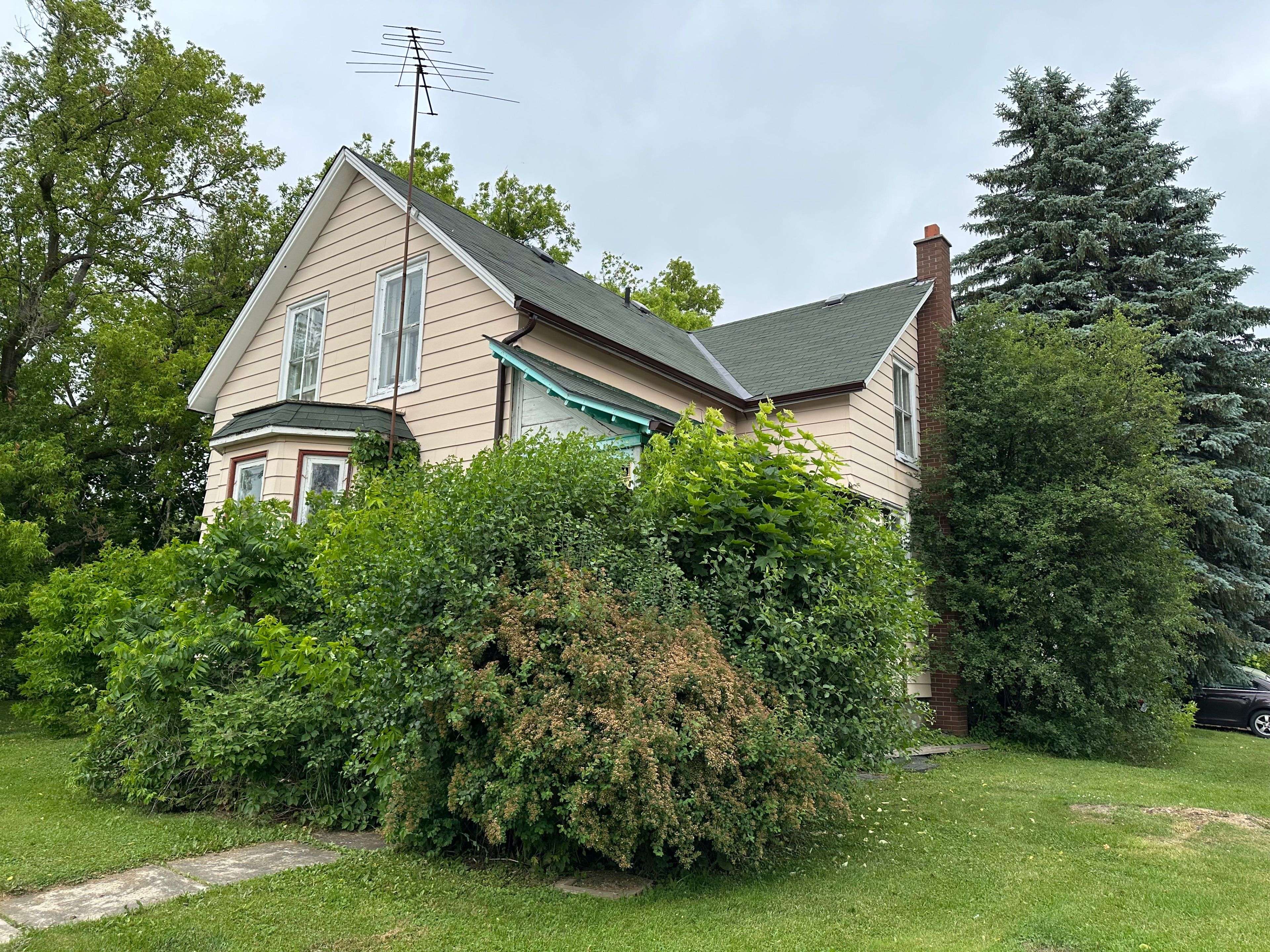 Pickering, ON L1Y 1B7,5109 Old Brock RD