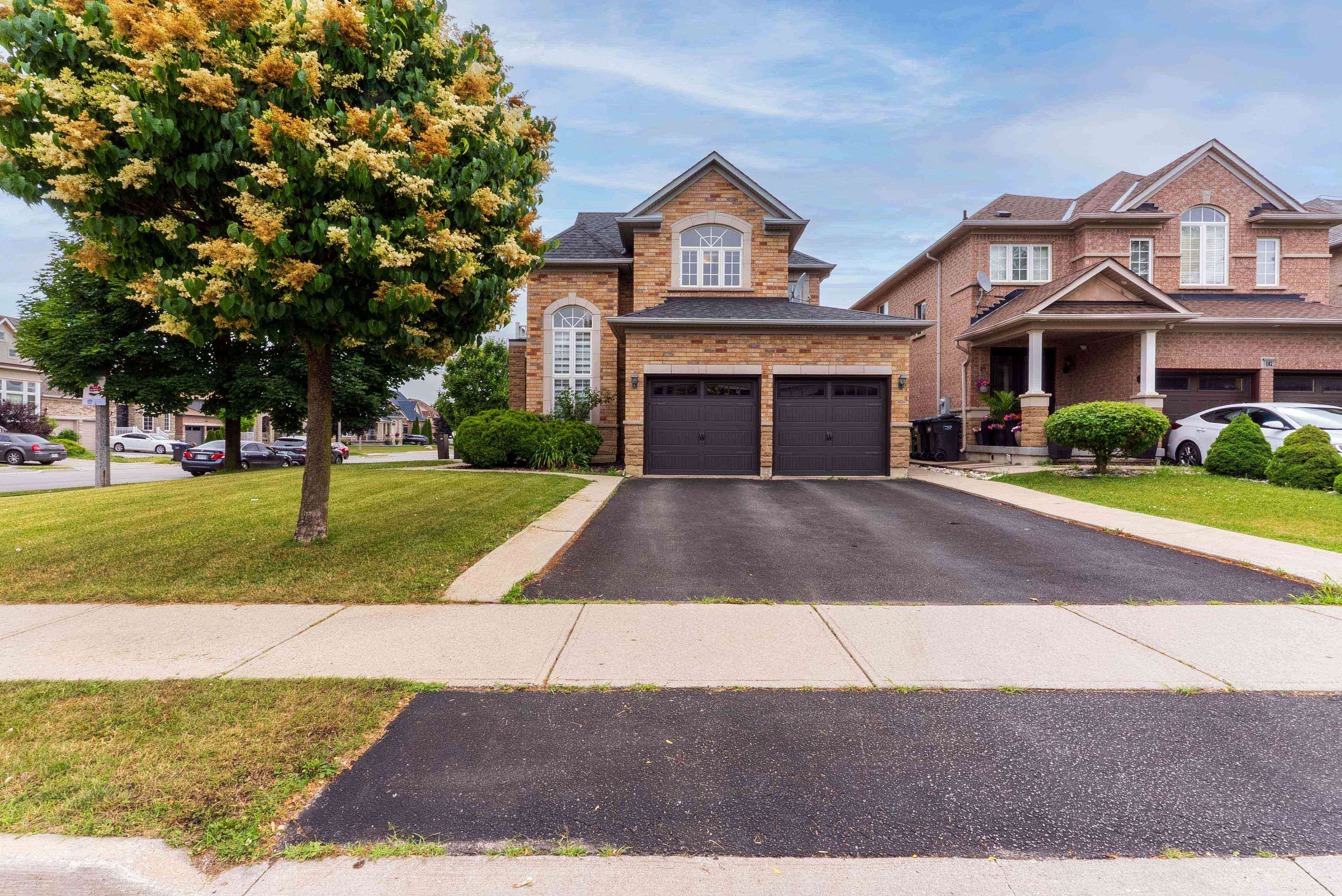Brampton, ON L6S 6H8,63 Blue Diamond DR
