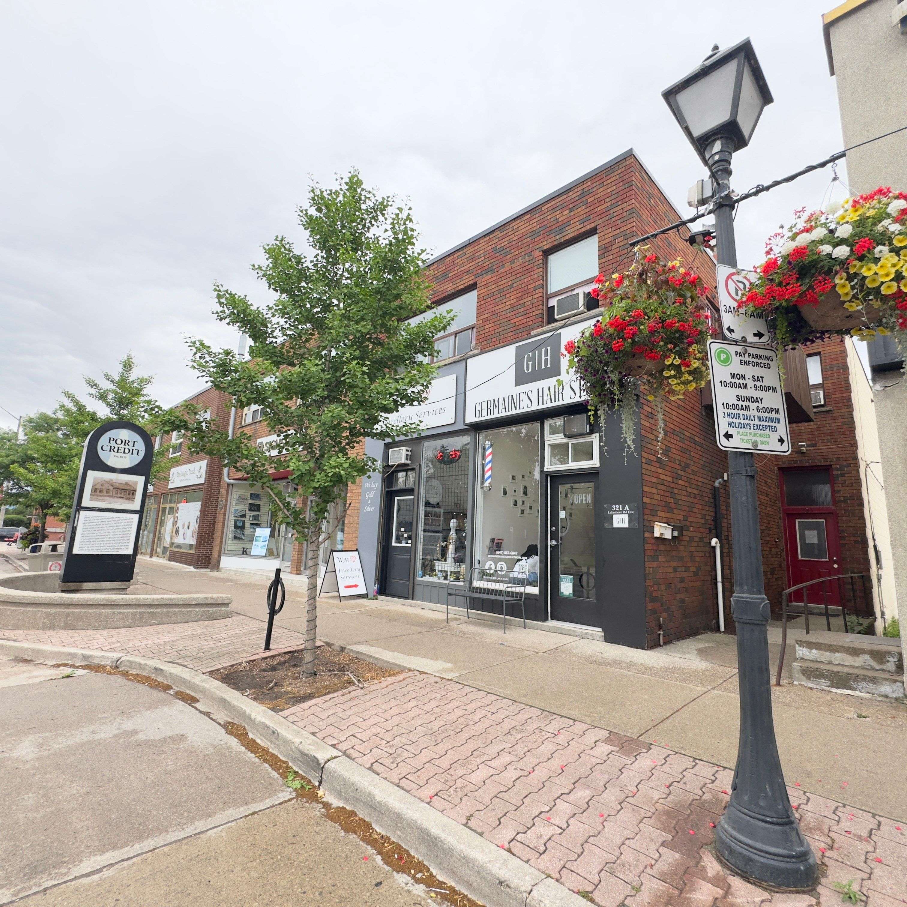 321 Lakeshore RD E #3, Mississauga, ON L5G 1H3