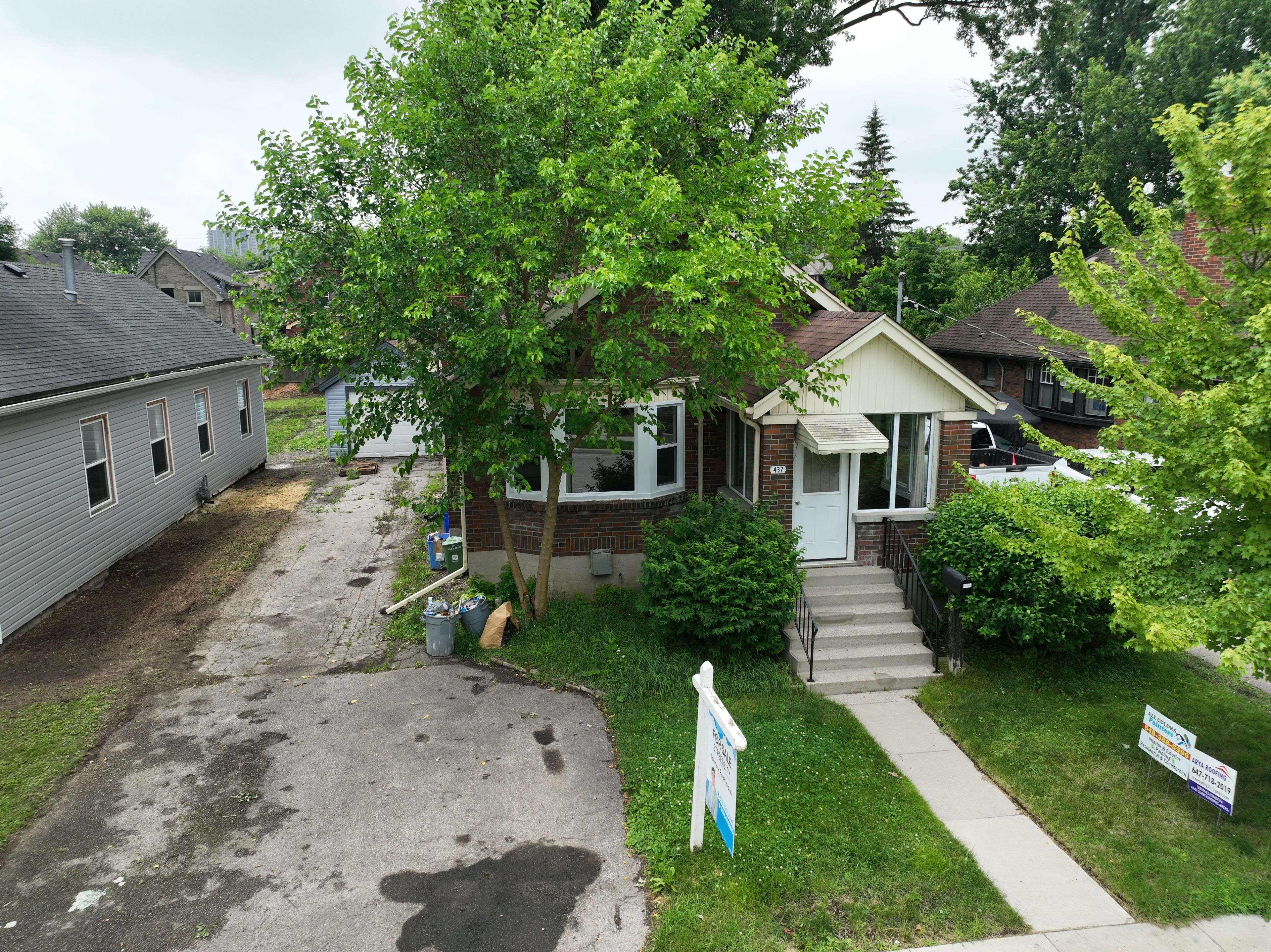 London East, ON N5W 4A5,437 Charlotte ST
