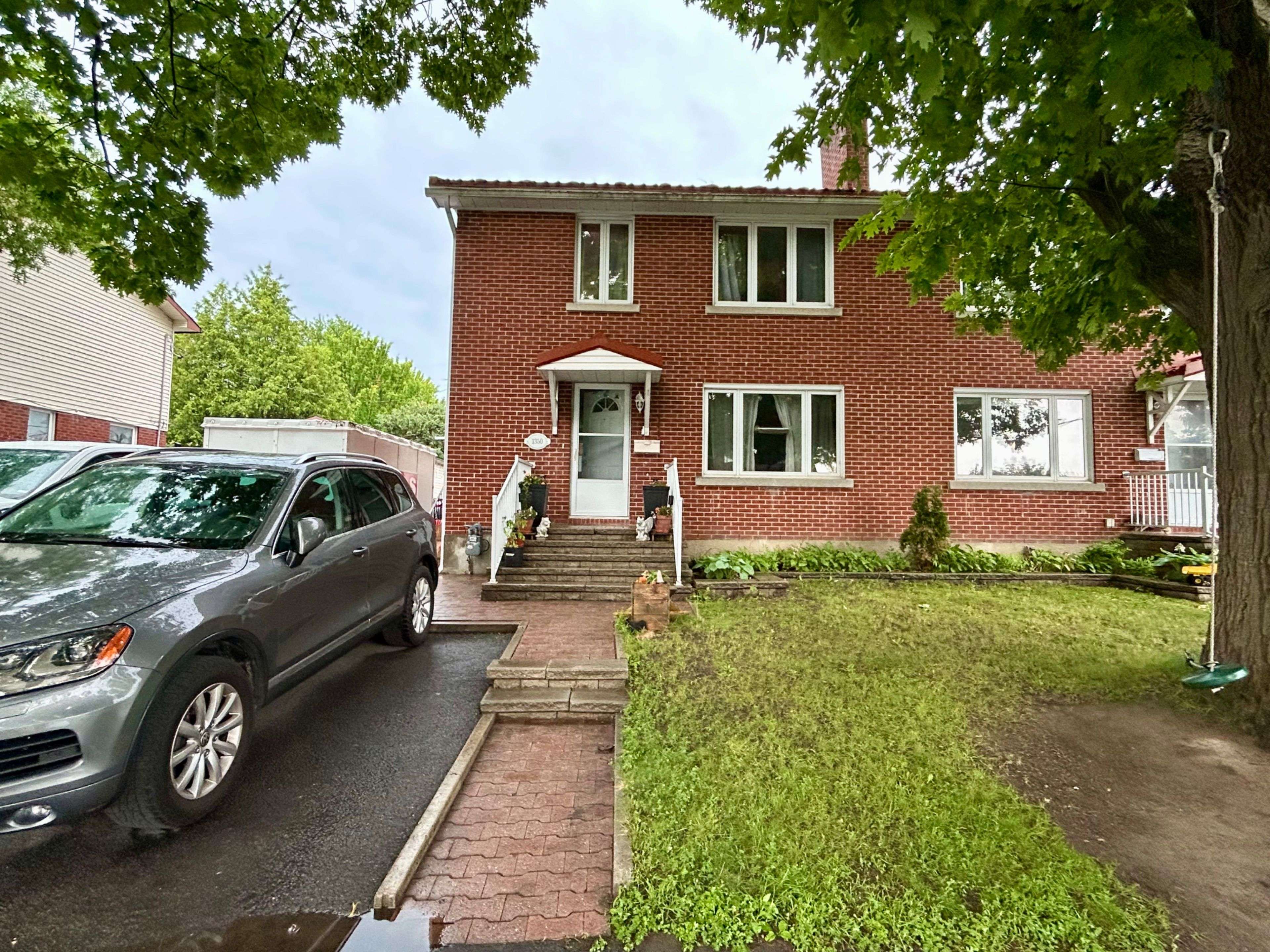 1350 Leaside AVE, Carlington - Central Park, ON K1Z 7R1
